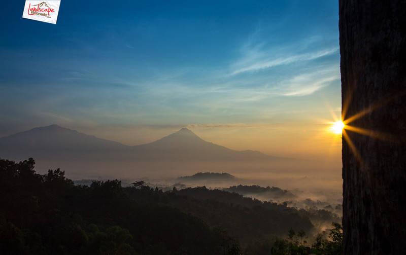 punthuk setumbu 1 - Menikmati Sunrise Dengan Siluet Borobudur di punthuk setumbu